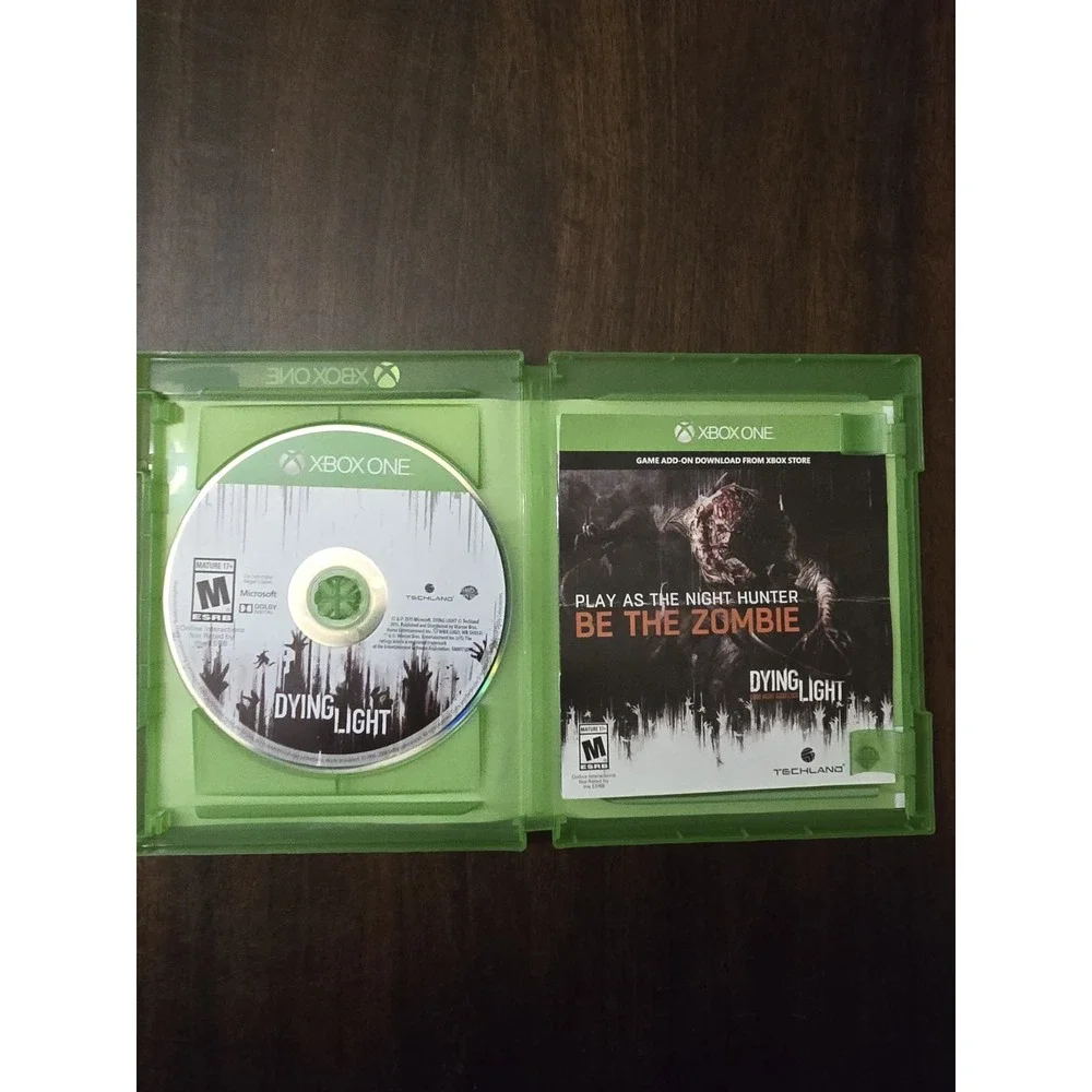 Dying Light - Xbox One 2015 Techland Warner Brothers Games Rated Mature 17‎ ESRB